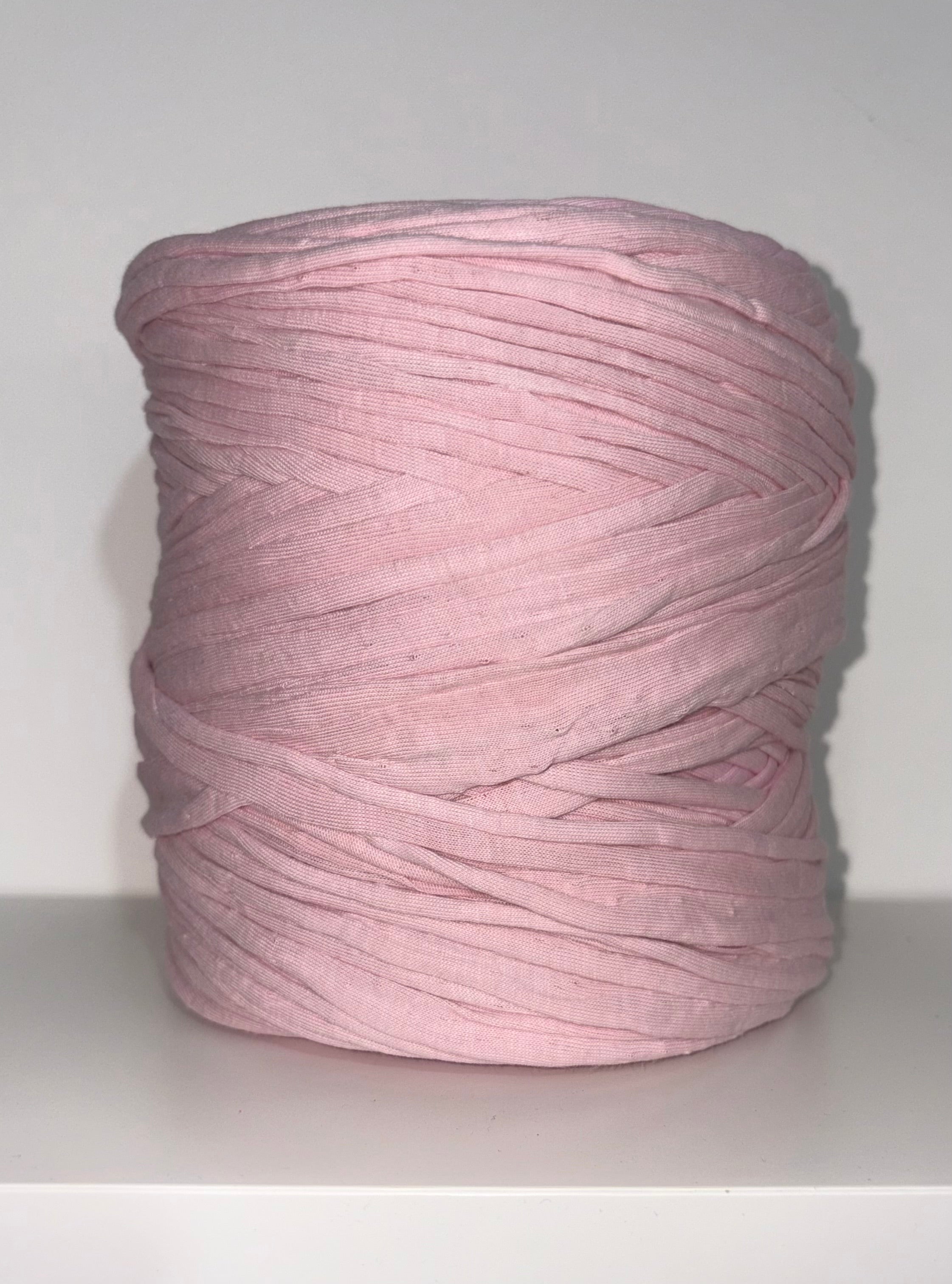 T SHIRT YARN - PINKS