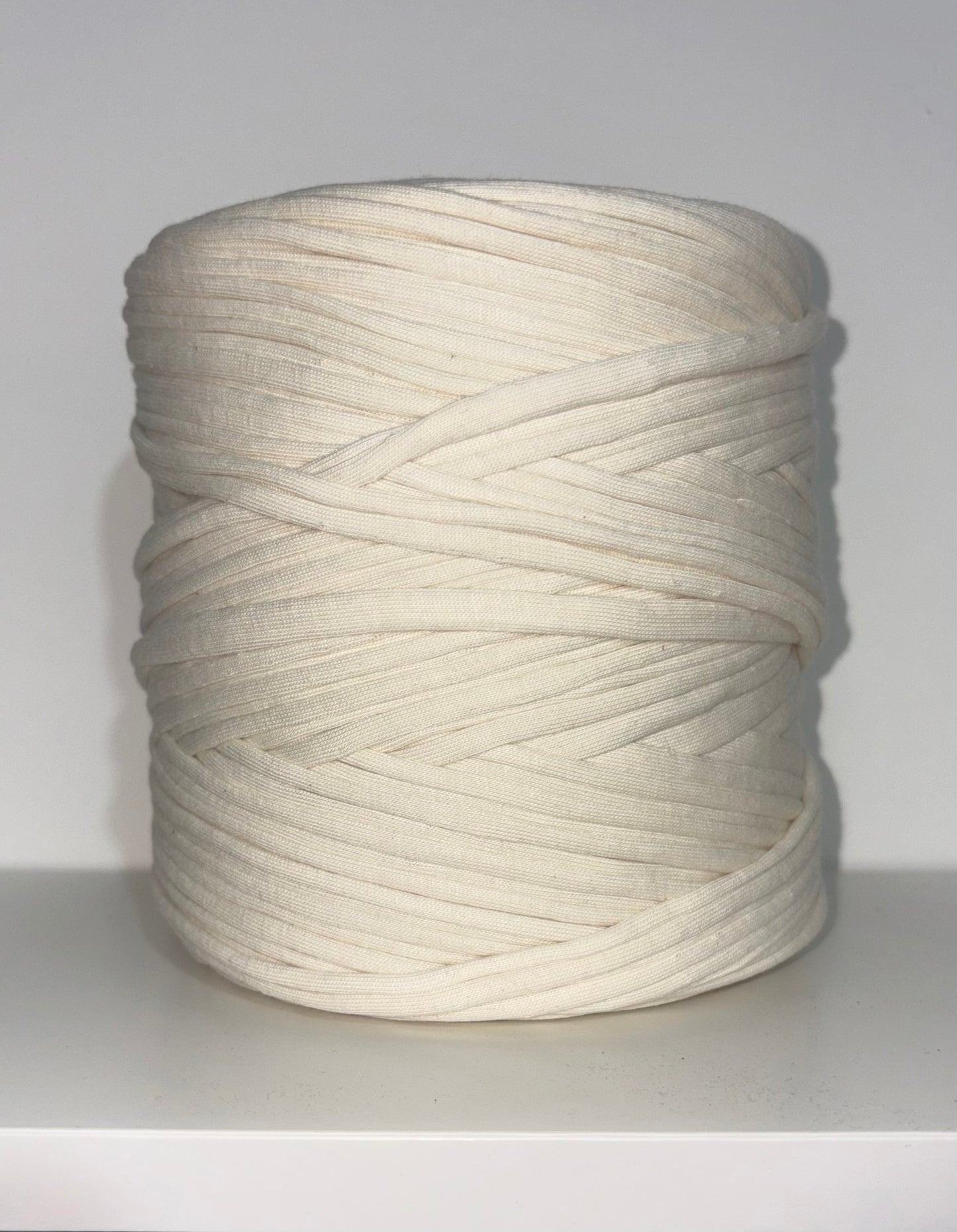 T SHIRT YARN - WHITES