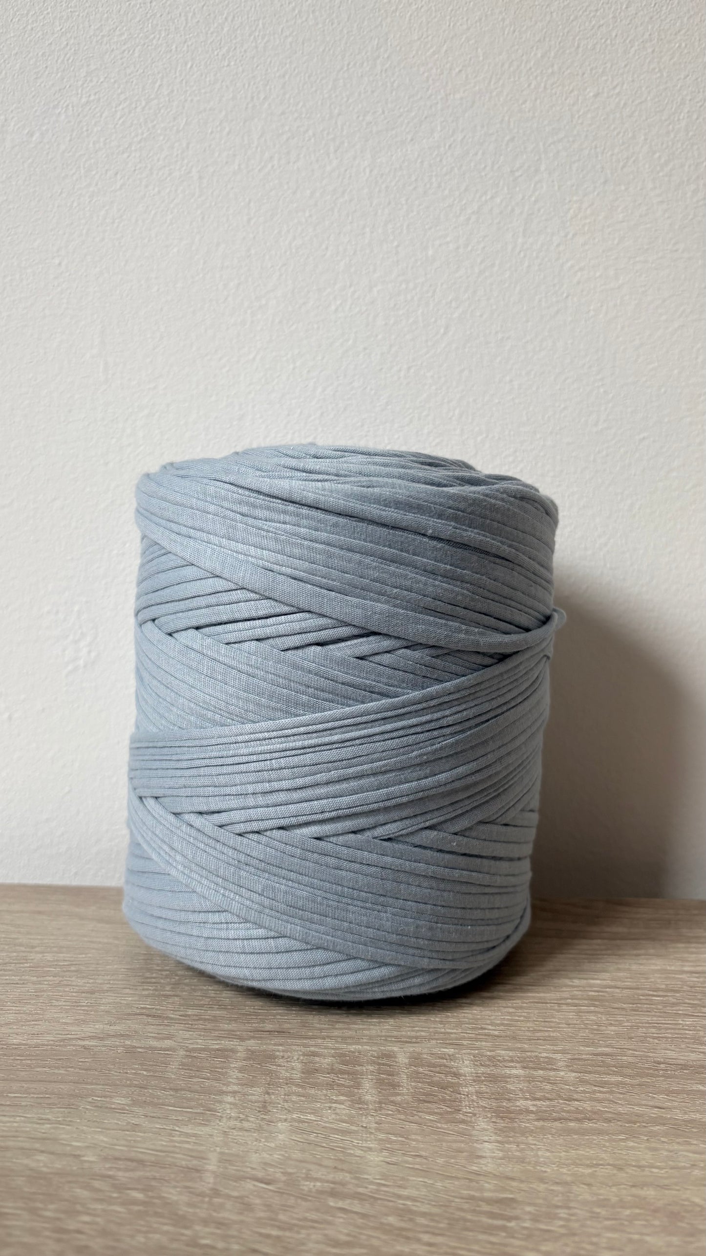 T SHIRT YARN - BLUES
