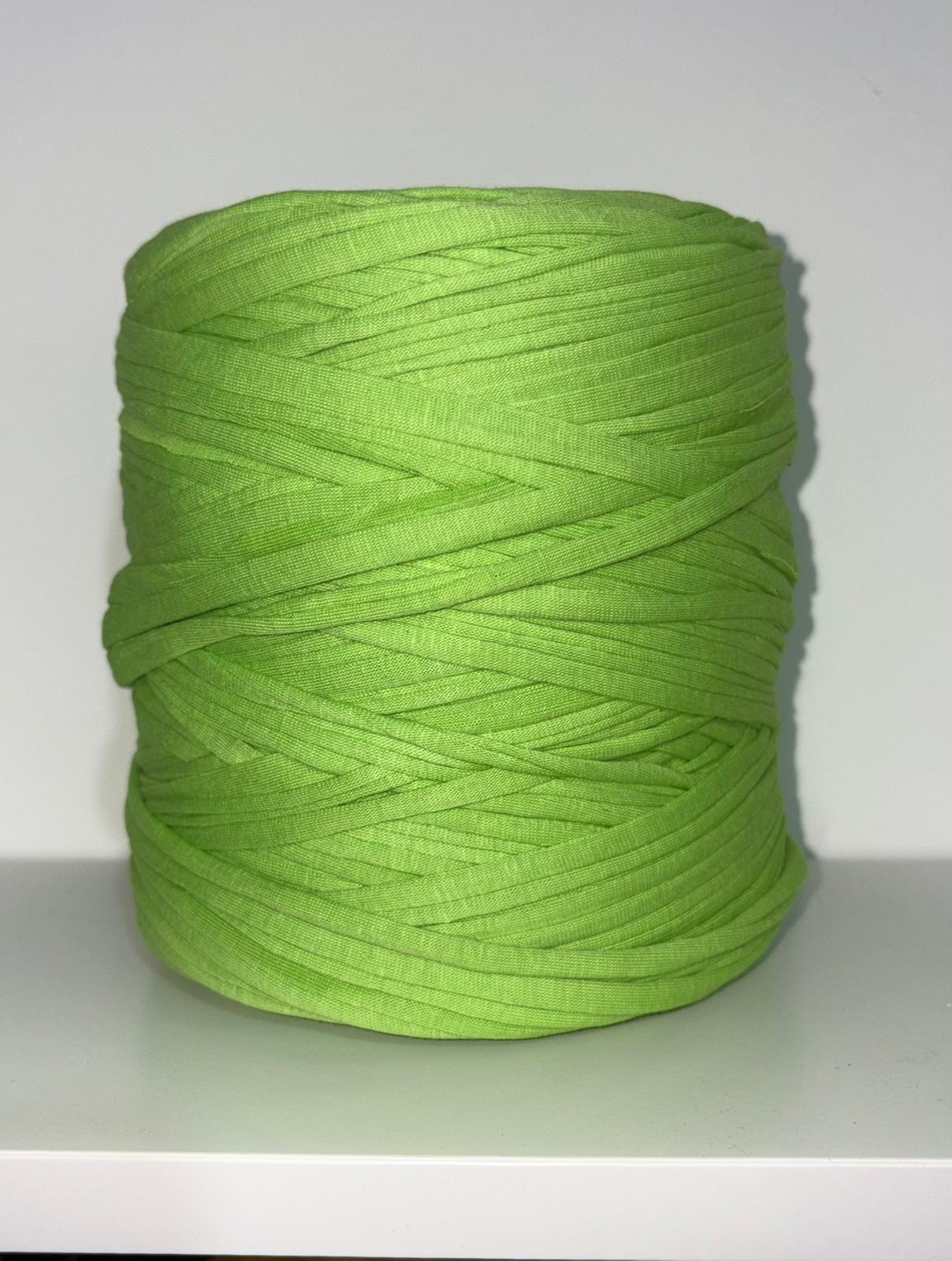 T SHIRT YARN - GREENS