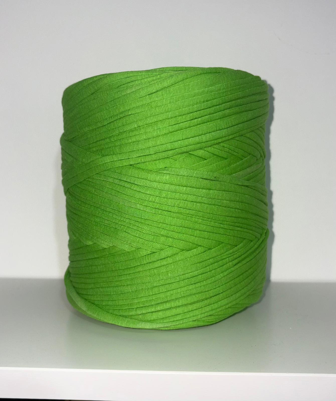 T SHIRT YARN - GREENS
