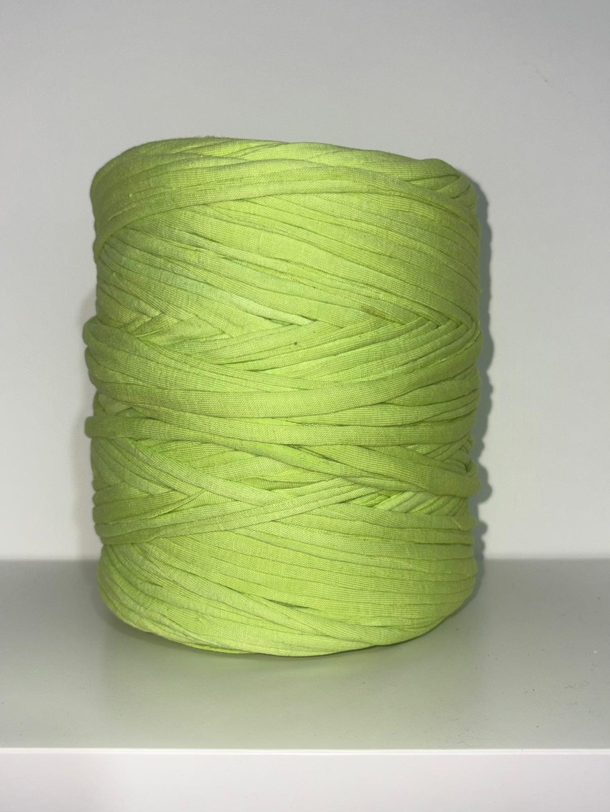 T SHIRT YARN - GREENS