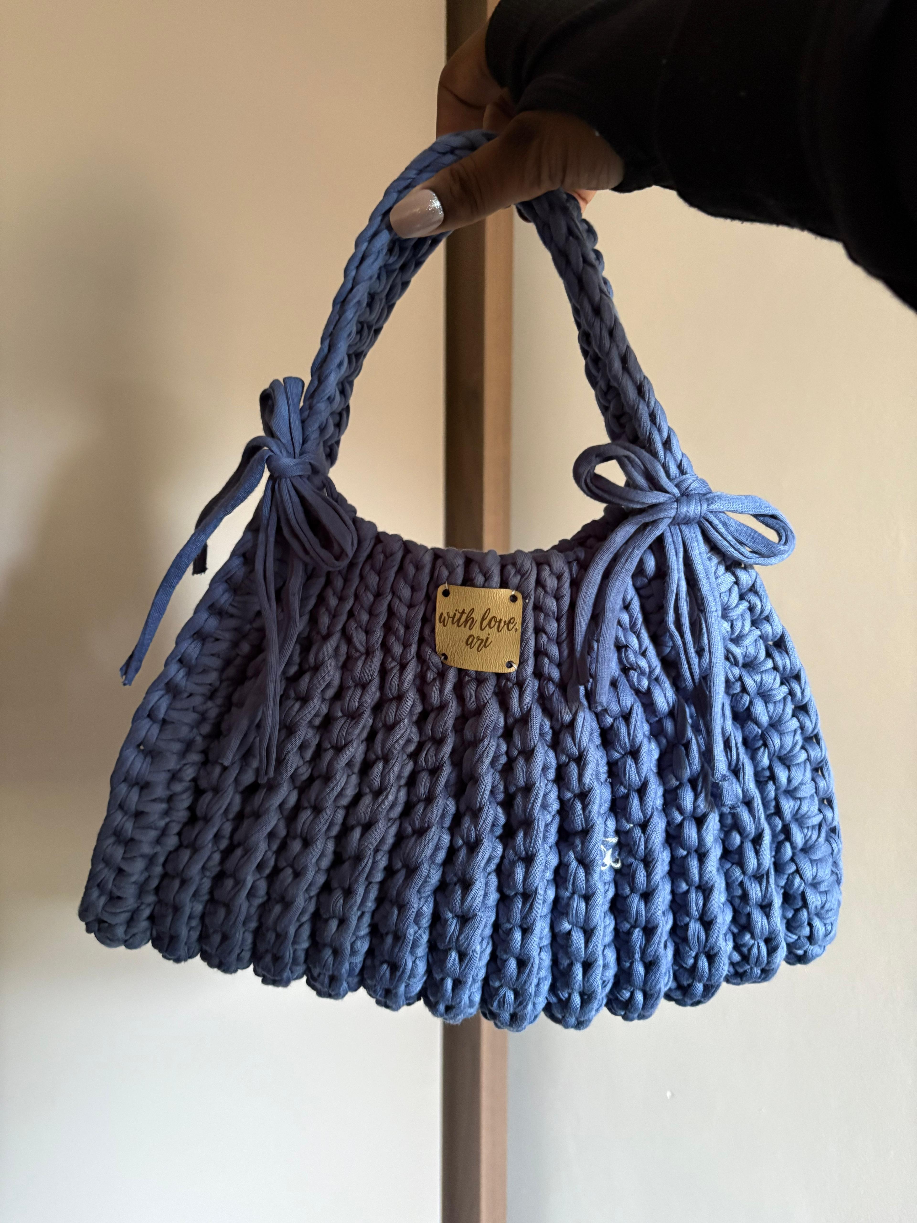 RIBBED TOTE BAG